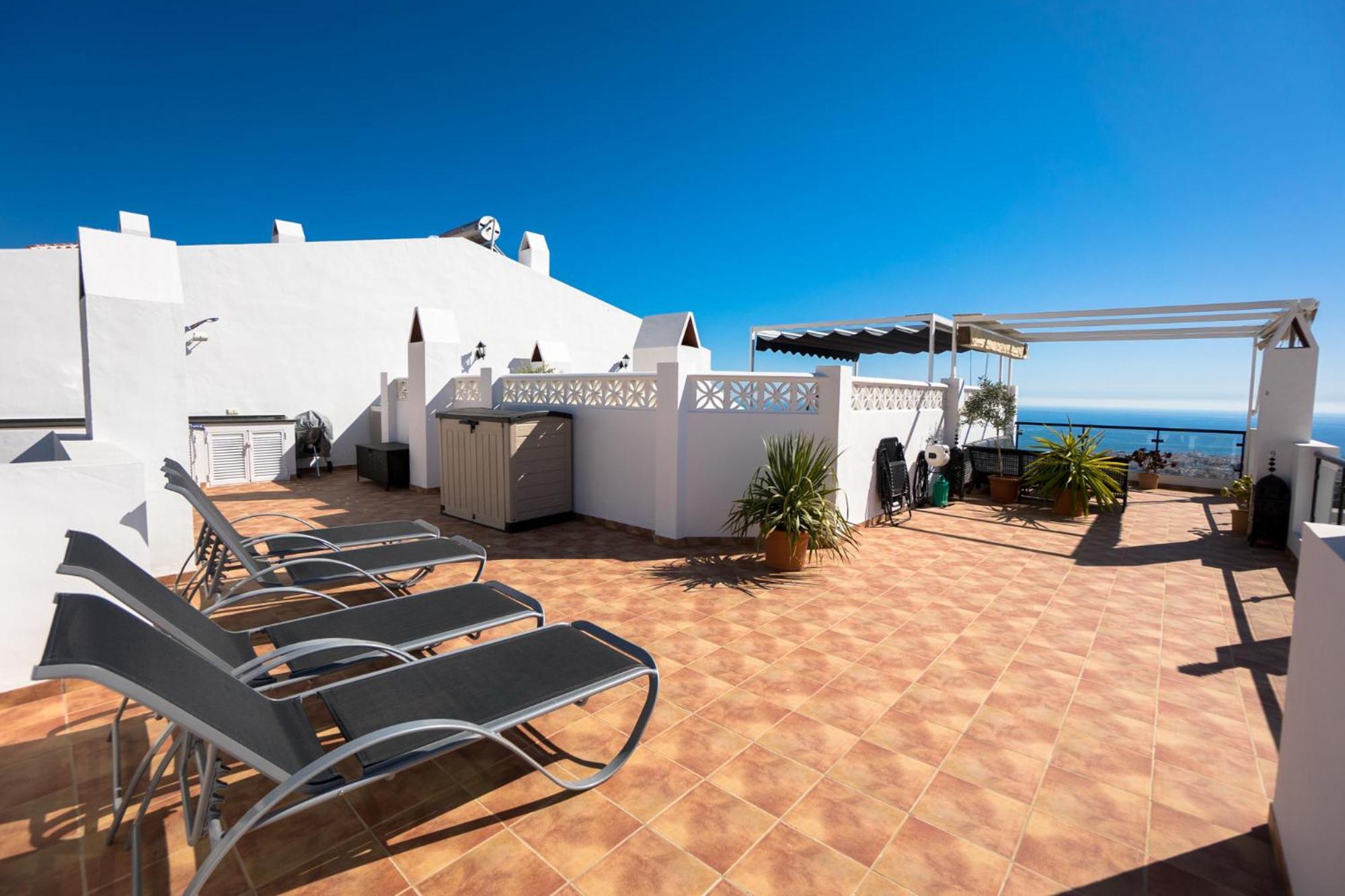 Apartamentos Torres de San Juan Nerja Exterior foto