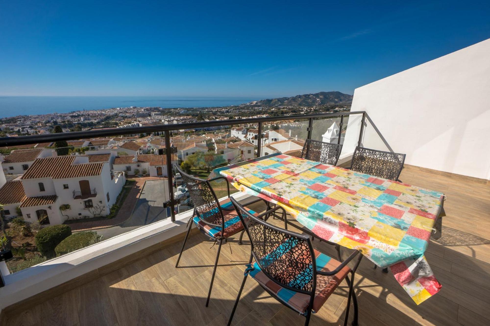 Apartamentos Torres de San Juan Nerja Exterior foto