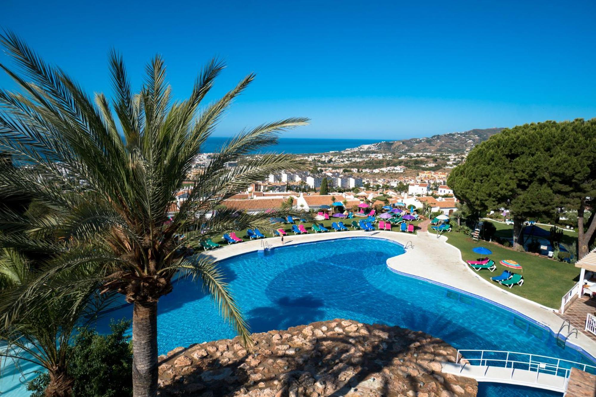 Apartamentos Torres de San Juan Nerja Exterior foto